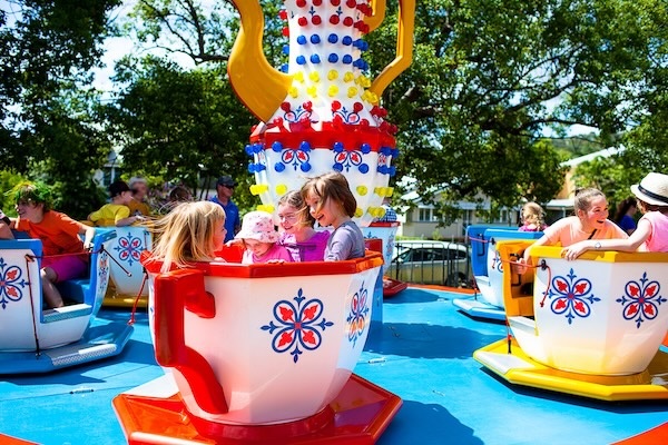 Cup & Saucer ride